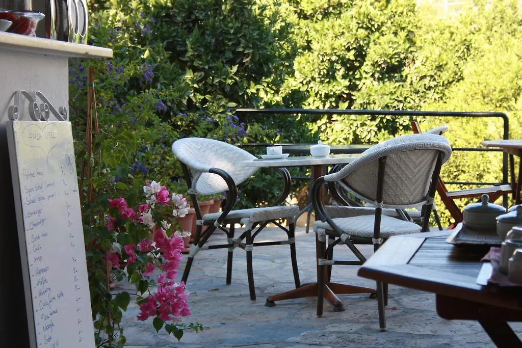 Parla Apart Hotel Çeşme