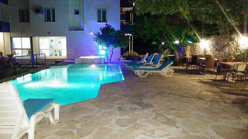 Parla Apart Hotel Çeşme 2*,  Turkiet