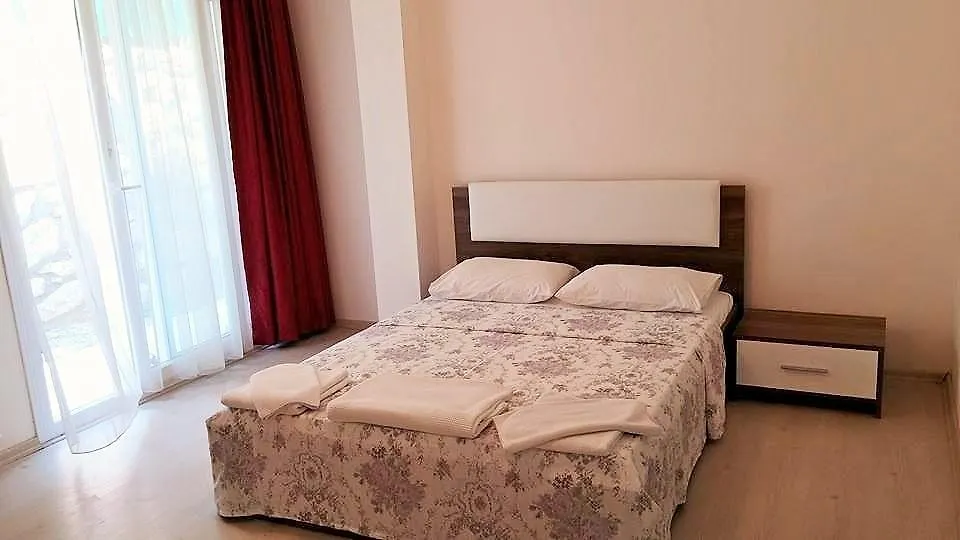 Parla Apart Hotel Çeşme