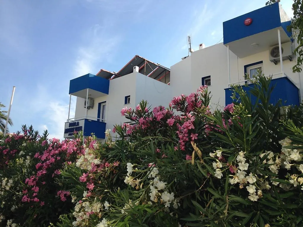 Parla Apart Hotel Çeşme
