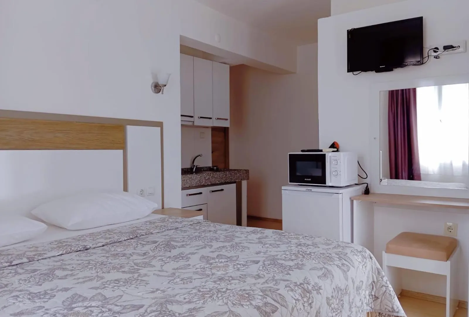 Parla Apart Hotel Çeşme 2*,  Turkiet