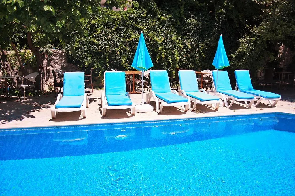Lägenhetshotell Parla Apart Hotel Çeşme