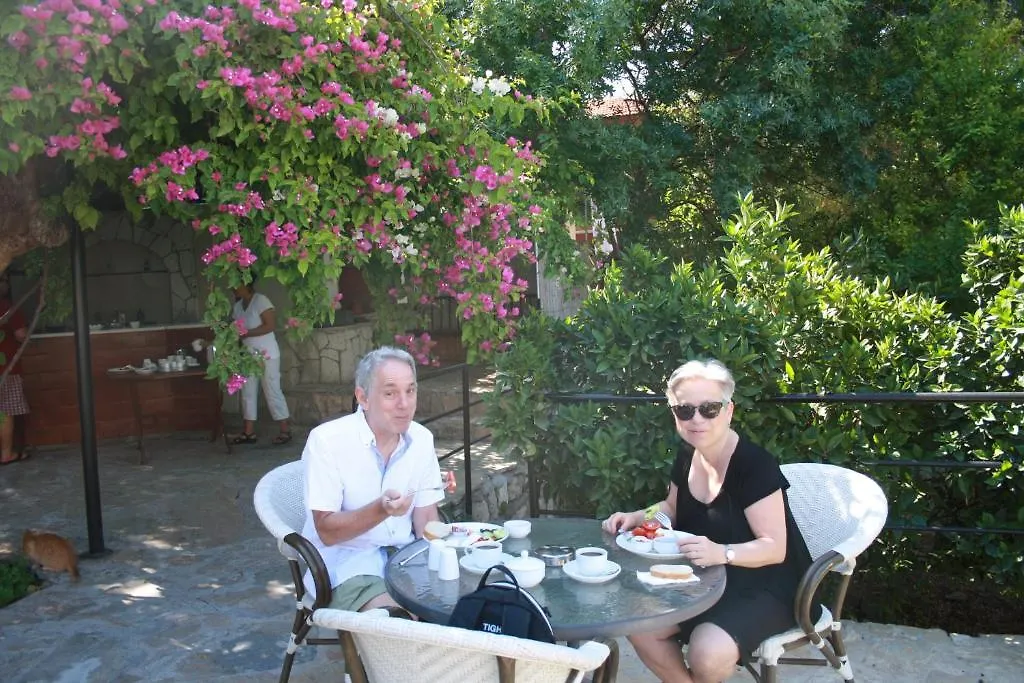 Parla Apart Hotel Çeşme 2*,  Turkiet