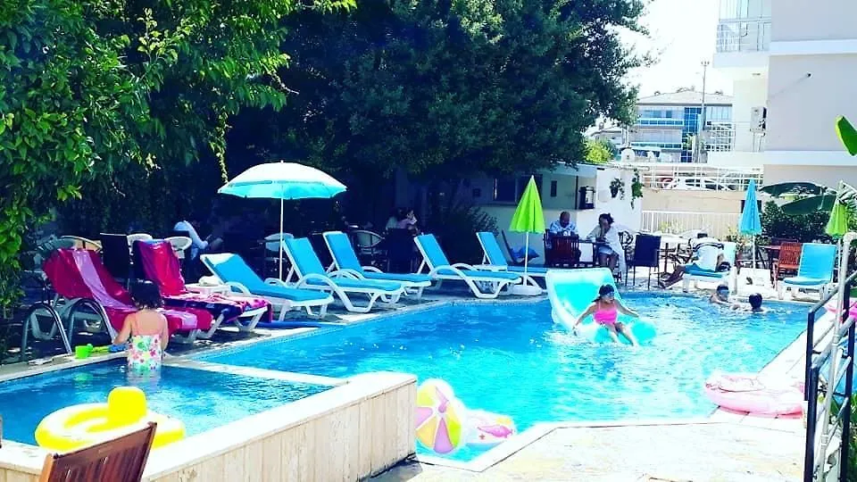 ** Lägenhetshotell Parla Apart Hotel Çeşme Turkiet